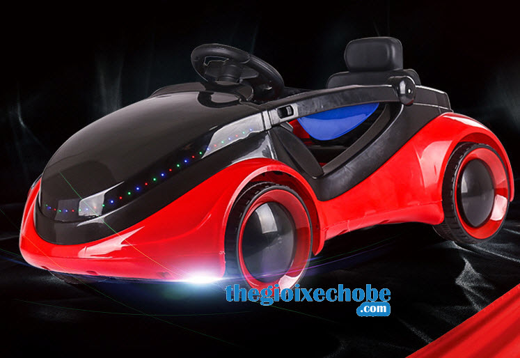 Xe ô tô điện trẻ em DY-6699 màu đỏ 