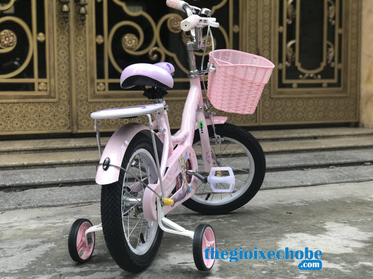 Xe đạp nàng tiên cá cho bé gái-158 màu hồng phía sau xe