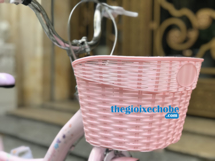 Xe đạp nàng tiên cá cho bé gái-158 có giỏ xe rộng thoải mái cho bé để đồ