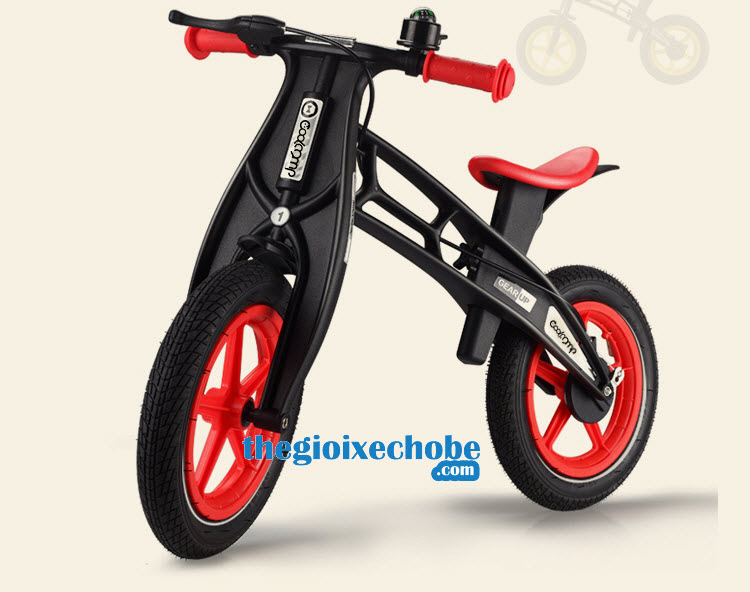 Xe thăng bằng cho bé 809 màu đỏ
