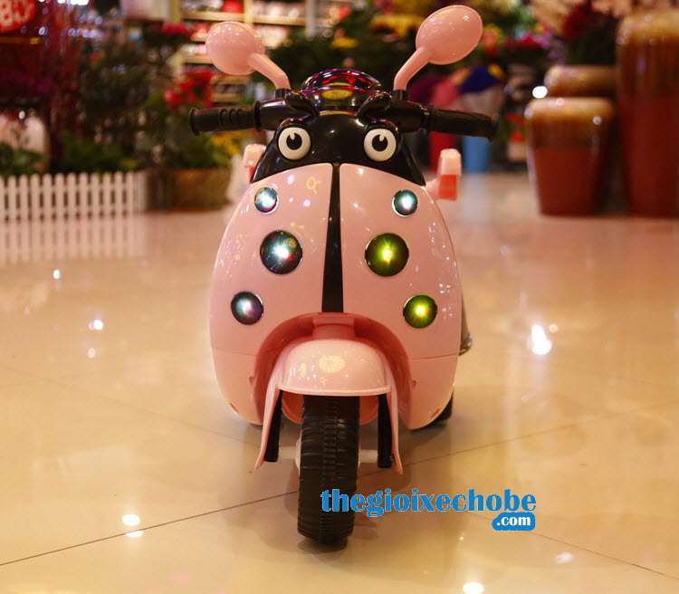 Xe máy điện bọ cánh cam mới PKQ-D màu hồng