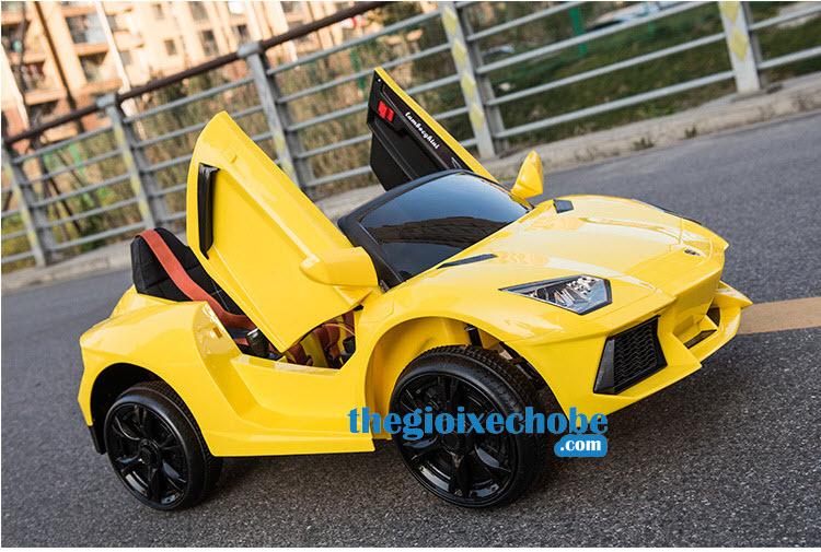 Xe ô tô điện trẻ em Lamboghini BBH-718     