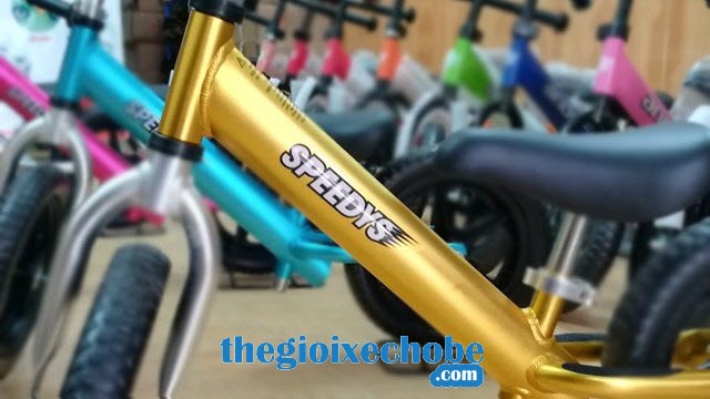 Khung xe chắc chắn Khung xe chắc chắn