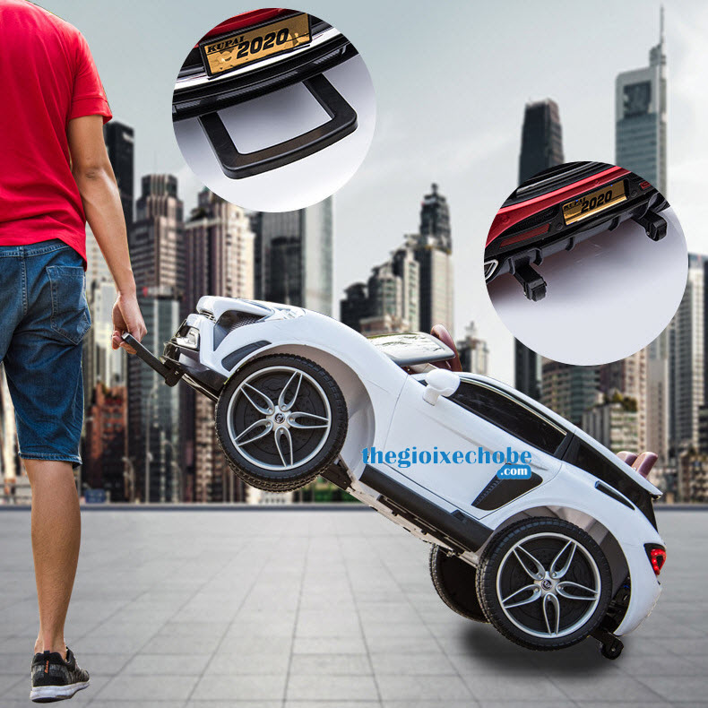 Xe hơi điện cho bé 2020 cho tay kéo hiện đại